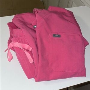 Figs Men’s Pink Scrub Set Size S
